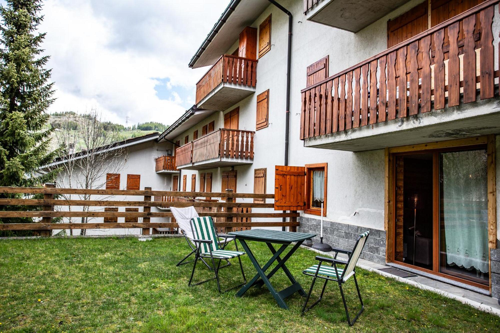 La Casa Di Matilde - Trilocale Vicinissimo Alle Piste Da Sci La Thuile Exteriér fotografie