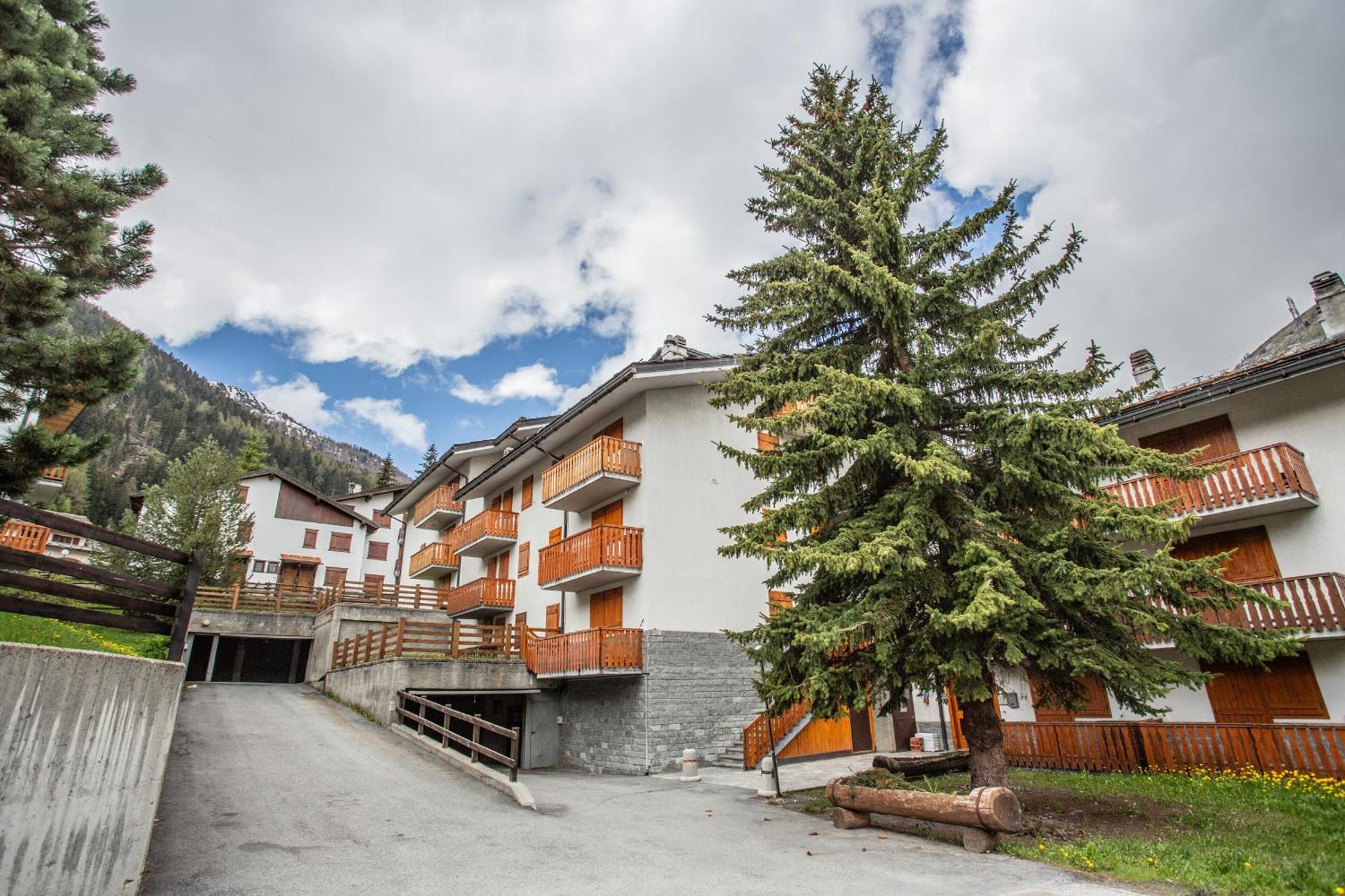 La Casa Di Matilde - Trilocale Vicinissimo Alle Piste Da Sci La Thuile Exteriér fotografie